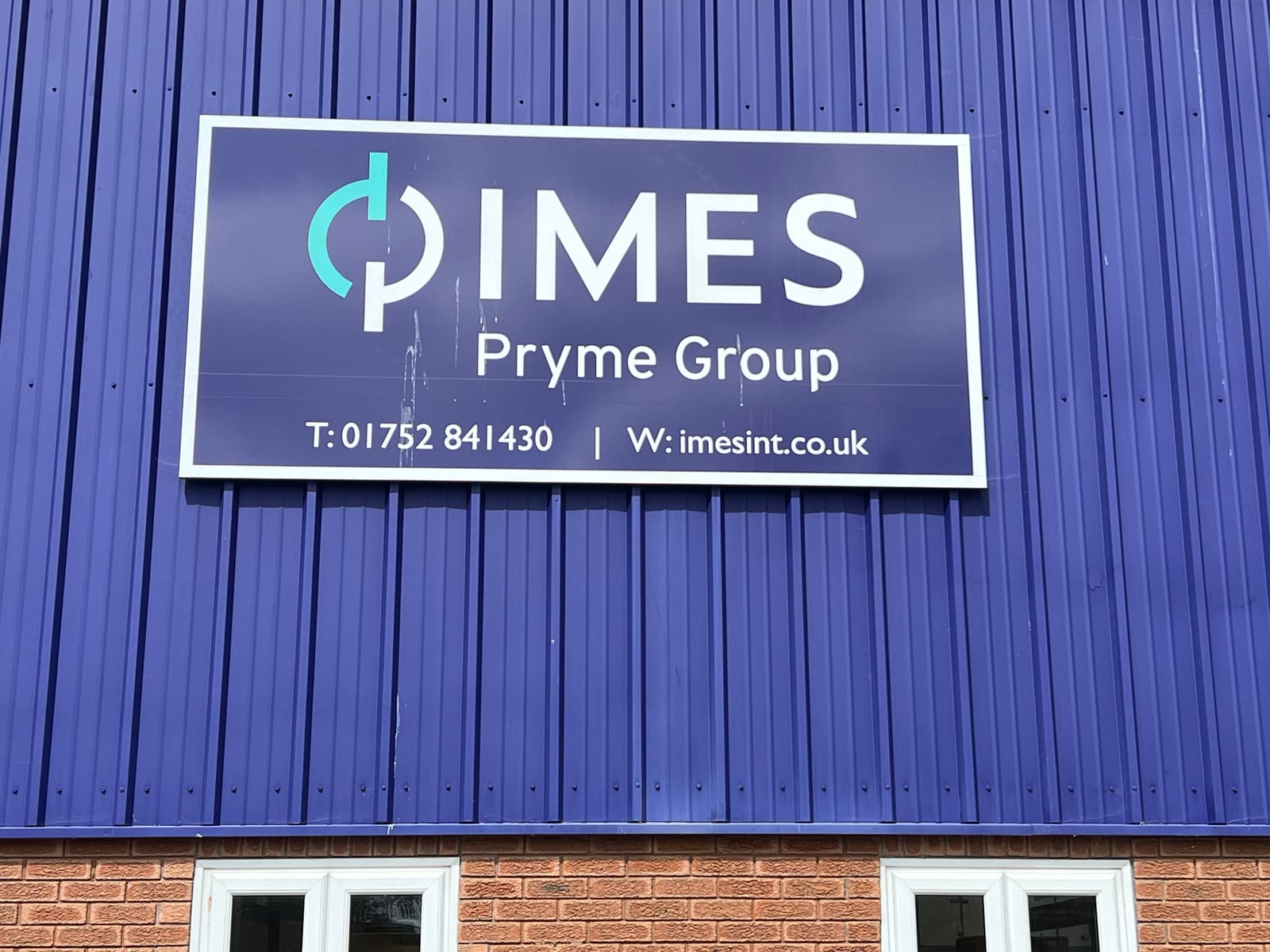 Fascia sign board by Omega Print & Signs